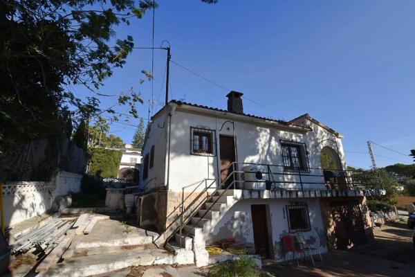 Casa independiente en calle Haya