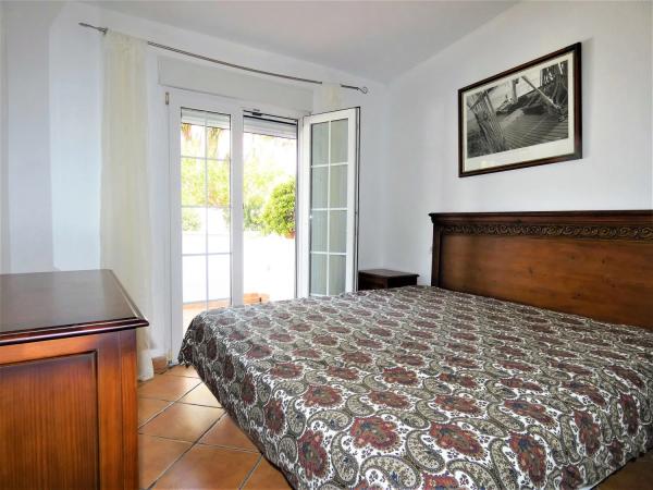 Chalet adosado en calle Llac Txad, 2, 03700 Dénia, Alacant