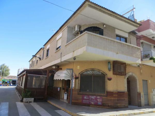 Casa independiente en calle Alicante, 12