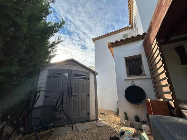 Casa independiente en calle del Ressol