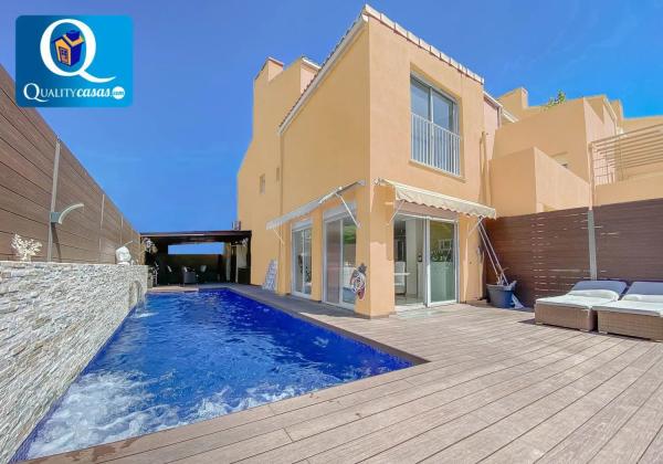 Chalet en Barrio Alicante Golf