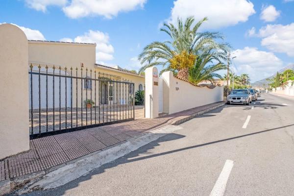 Chalet en Alfaz del Pi Pueblo-Urbanizaciones