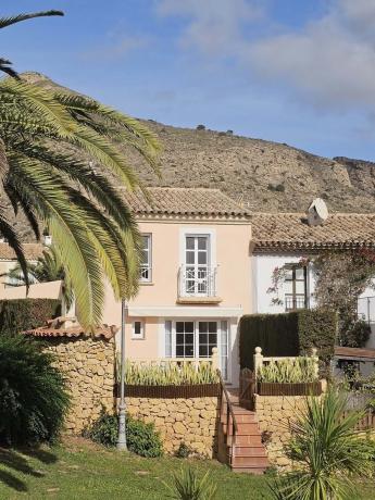 Chalet adosado en calle Isla Mallorca