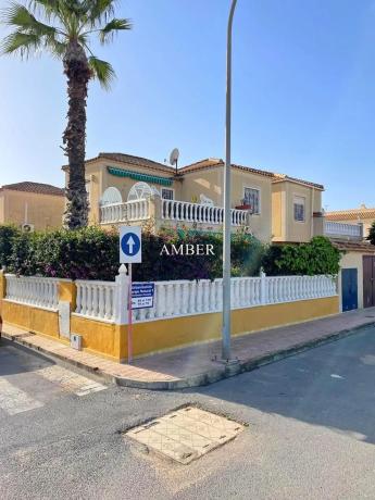 Casa independiente en calle Eladio Lozano Bernabeu, 76