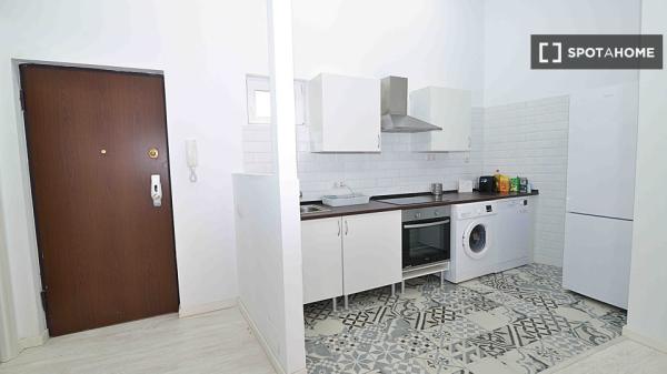 Habitación en piso compartido en Santander