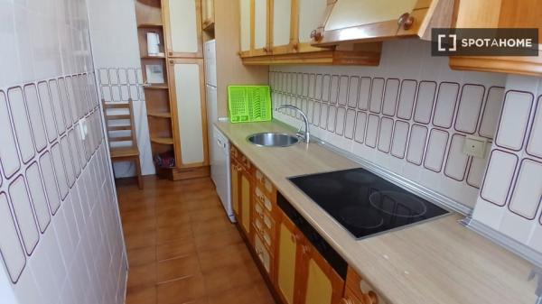 Se alquila habitación en piso compartido en Valladolid