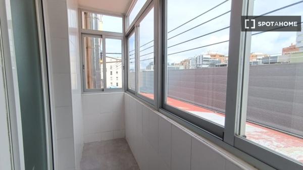 Se alquila habitación en piso compartido en Pamplona