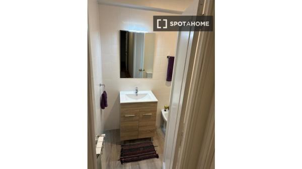 Quarto em apartamento partilhado em Vigo