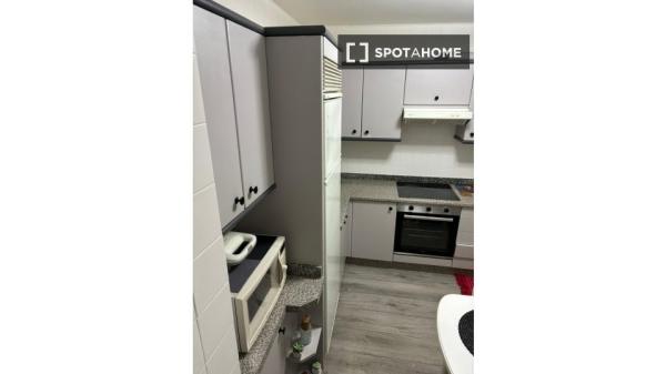 Quarto em apartamento partilhado em Vigo