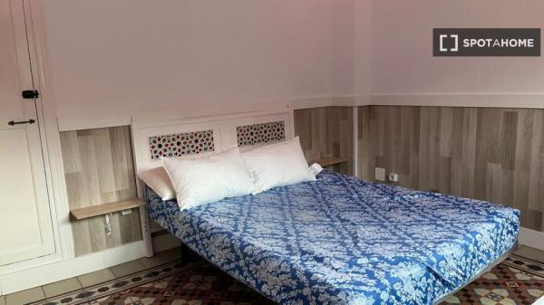 Apartamento completo de 2 dormitorios en Granada