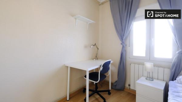 Bonito apartamento de 3 dormitorios en alquiler en Carabanchel, Madrid