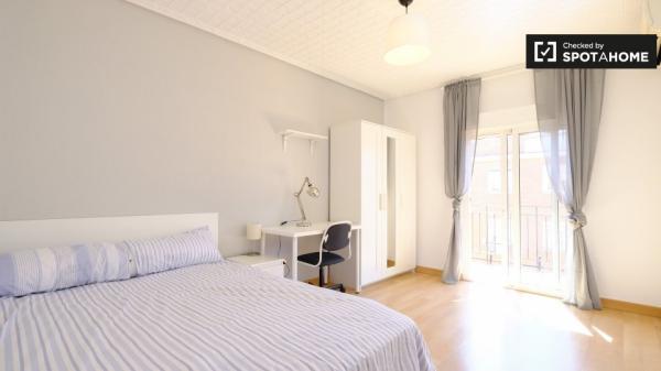 Bonito apartamento de 3 dormitorios en alquiler en Carabanchel, Madrid