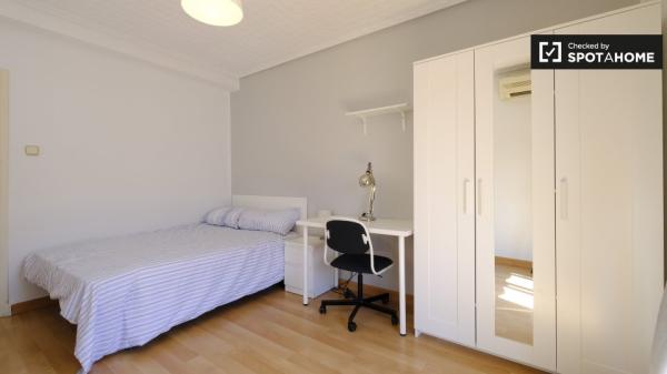 Bonito apartamento de 3 dormitorios en alquiler en Carabanchel, Madrid