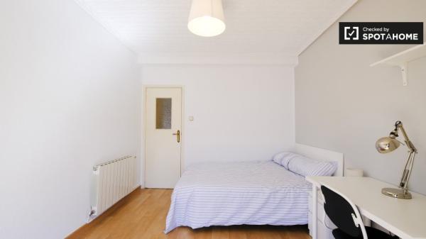 Bonito apartamento de 3 dormitorios en alquiler en Carabanchel, Madrid