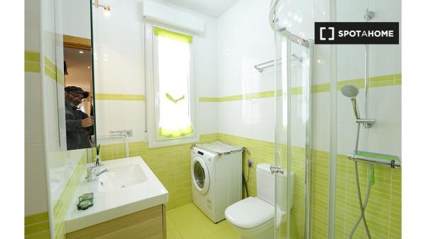 Apartamento de 1 quarto para alugar em Abando, Bilbao