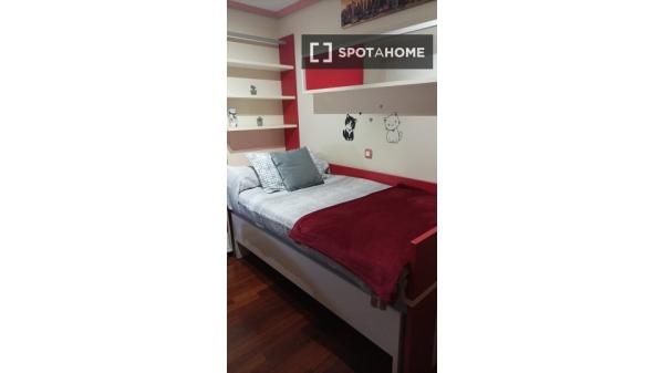 Quarto para alugar em apartamento partilhado em Vigo