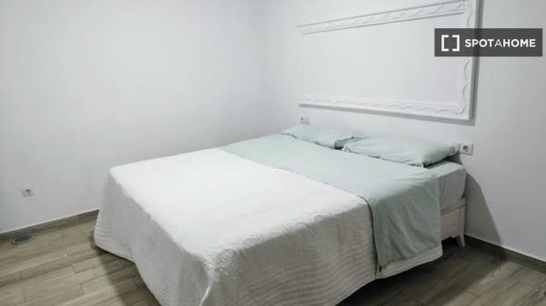 Piso entero de 1 dormitorio en Quart de Poblet