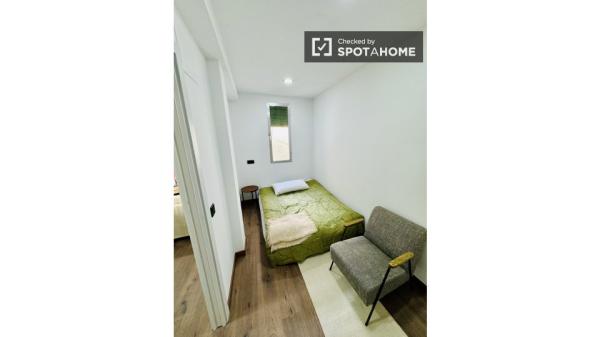 Lindo apartamento recentemente reformado em Atocha.