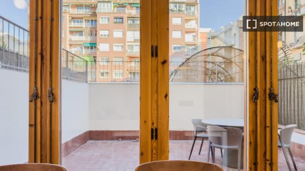 Apartamento de 2 dormitorios en alquiler en L'Eixample, Barcelona