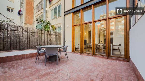 Apartamento de 2 dormitorios en alquiler en L'Eixample, Barcelona