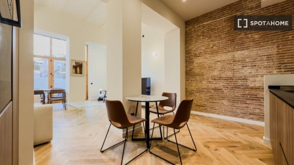 Apartamento de 2 dormitorios en alquiler en L'Eixample, Barcelona