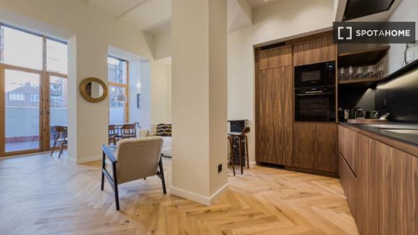 Apartamento de 3 dormitorios en alquiler en L'Eixample, Barcelona