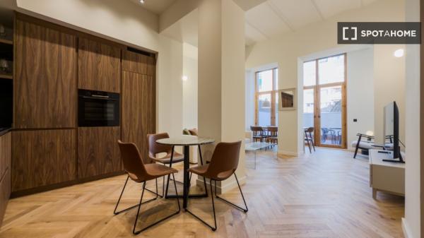 Apartamento de 2 dormitorios en alquiler en L'Eixample, Barcelona