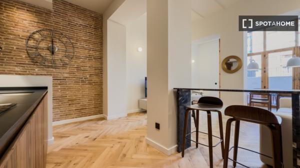 Apartamento de 3 dormitorios en alquiler en L'Eixample, Barcelona