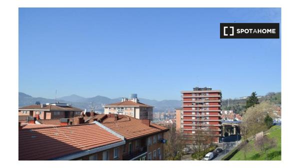 Alquiler de habitaciones en piso de 3 dormitorios en Uribarri, Bilbao