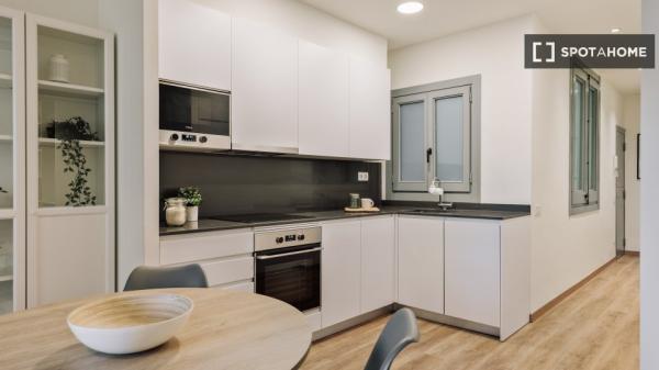 Apartamento de 2 dormitorios en alquiler en L'Eixample, Barcelona