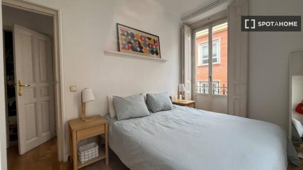 2-bedroom apartment for rent in Malasaña, Valencia