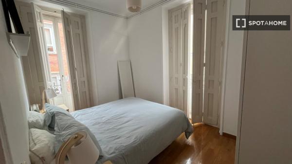 2-bedroom apartment for rent in Malasaña, Valencia