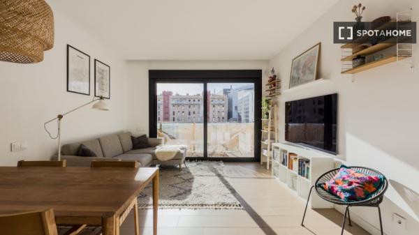 Apartamento entero de 3 habitaciones en Barcelona.