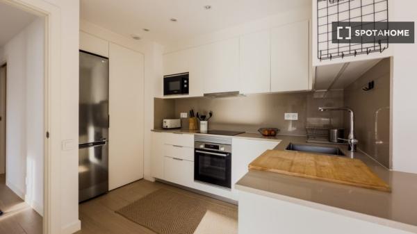 Apartamento entero de 3 habitaciones en Barcelona.