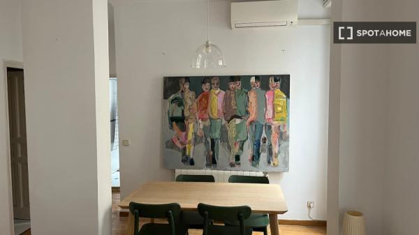 2-bedroom apartment for rent in Malasaña, Valencia