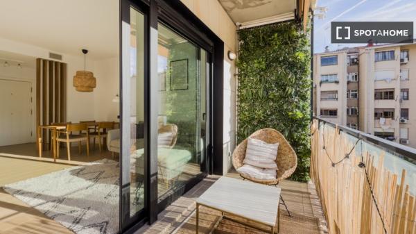 Apartamento entero de 3 habitaciones en Barcelona.