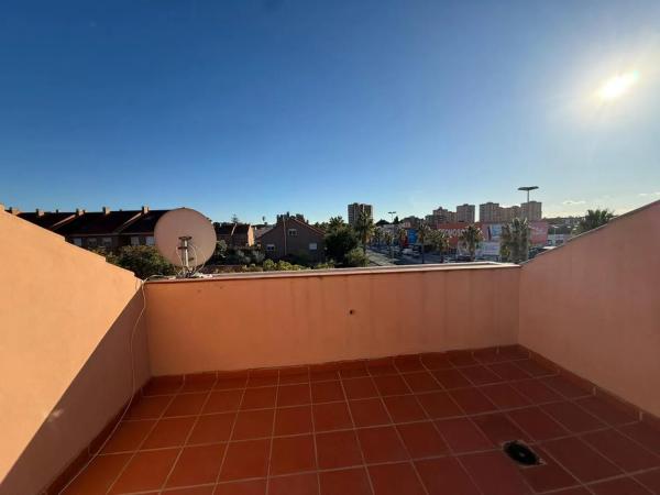 Casa independiente en calle Santa María Josefa