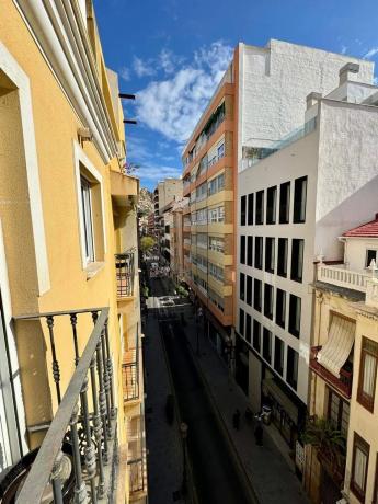 Piso en calle Bazán