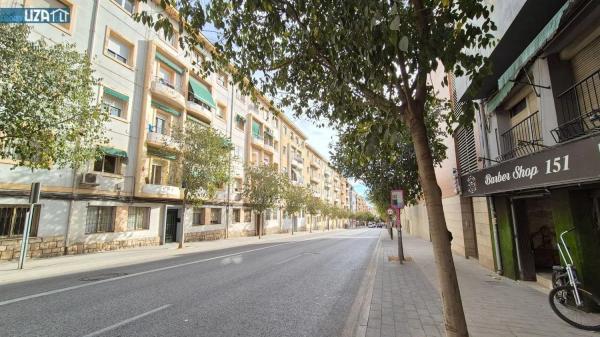 Piso en avenida Alcoi