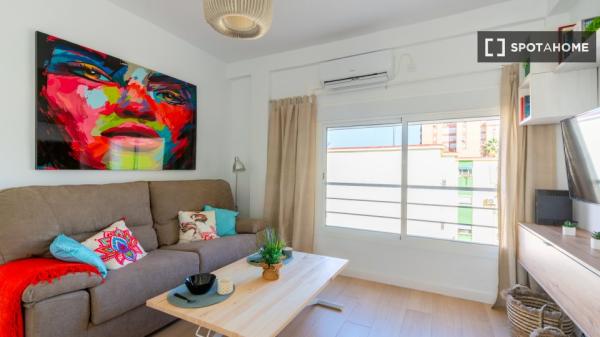 2-bedroom apartment for rent in La Macarena, Seville