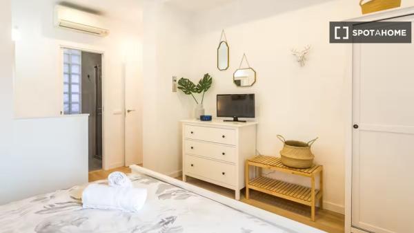 Piso de 3 habitaciones en alquiler en Valencia