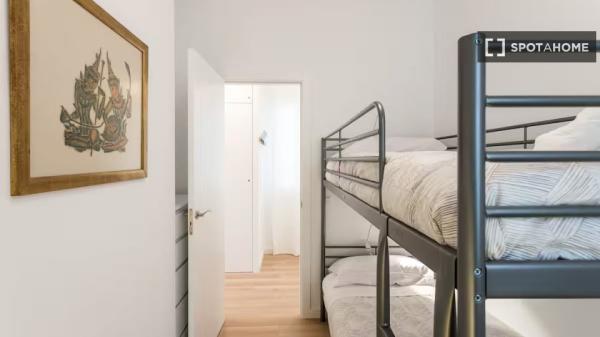 Piso de 3 habitaciones en alquiler en Valencia