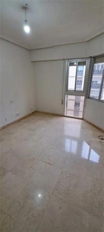 Piso en avenida Maisonnave