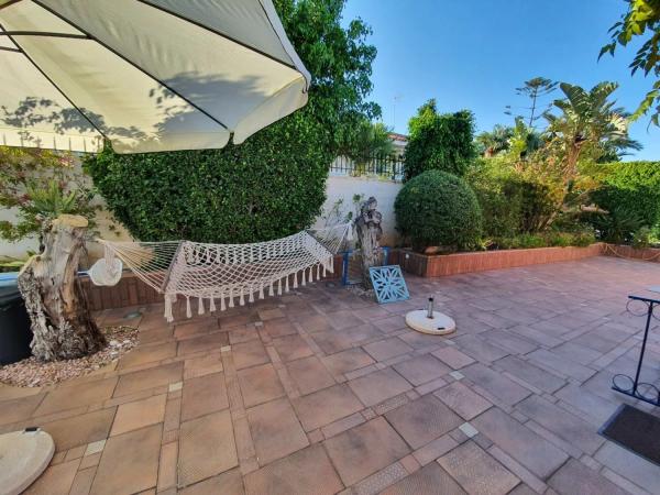 Casa independiente en calle Sorolla