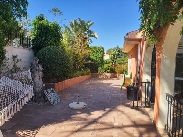 Casa independiente en calle Sorolla