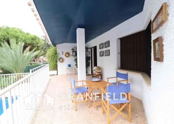 Chalet en Barrio Campoamor