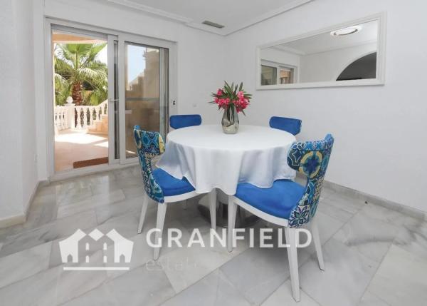 Chalet en Barrio Campoamor