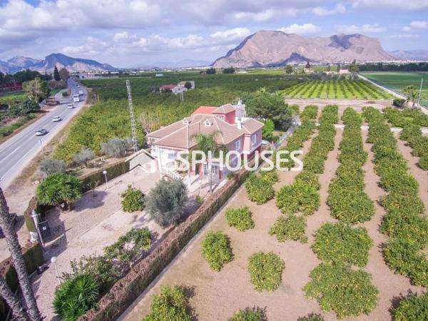 Chalet en Molins-Campaneta-San Bartolomé