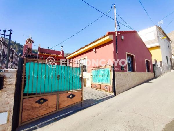 Casa independiente en calle de la Cruz