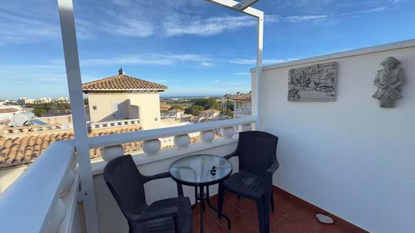 Chalet en Barrio Lomas de Cabo Roig-Los Dolses